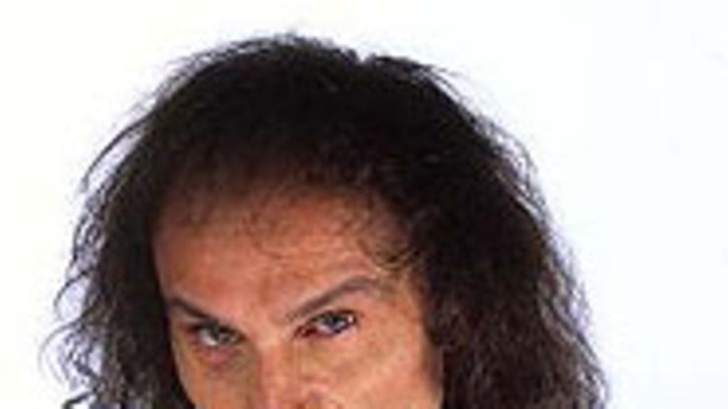 Black Sabbathin ja Heaven and Hellin vokalisti Ronnie James Dio