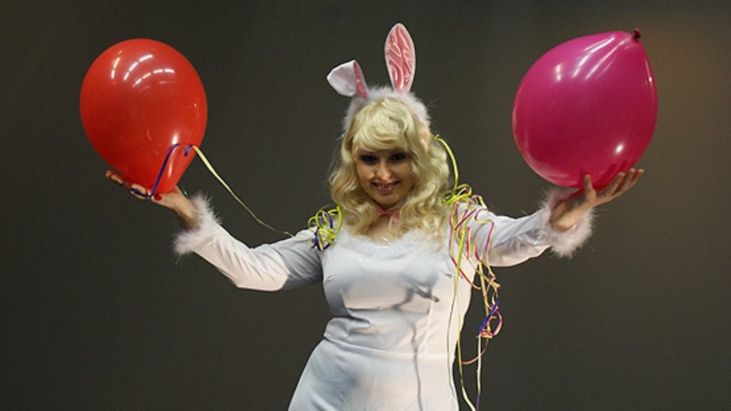 BB-Minna vappukuvauksissa (kuva: MTV3)