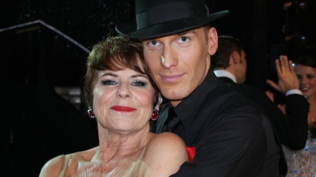 Pirkko Mannola ja Mika Jauhiainen (kuva: MTV3)