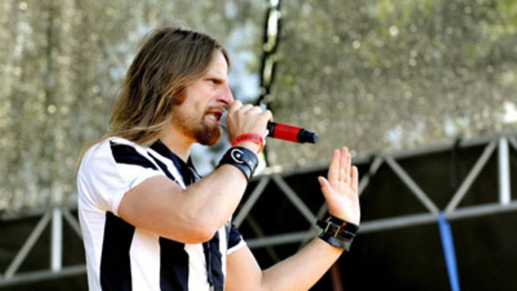 Jone Nikula Ruisrockissa 2008. (kuva: Roni Rekomaa/Lehtikuva)