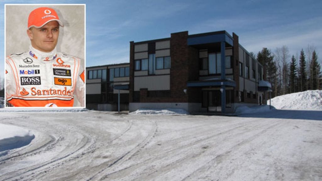 Täällä Heikki harjoitteli ajamista kartingautolla (Kuva: MTV Oy)