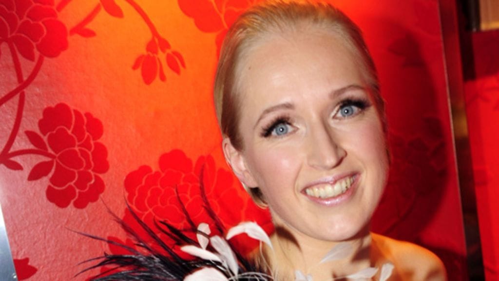 Anna Perho palaa. (Kuva: Heikki Saukkomaa/Lehtikuva)