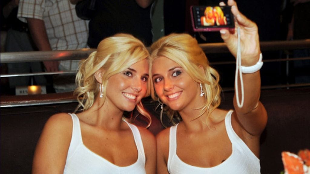 Kristina ja Karissa Shannon (Wireimage)