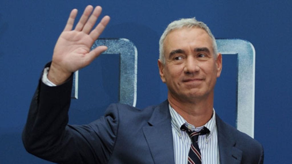 2012 Roland Emmerich
