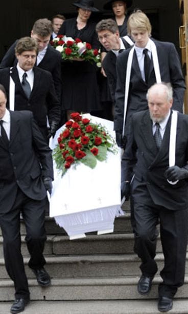 Kyllikki Virolaisen hautajaiset. (Kuva: Mikko Stig/Lehtikuva)