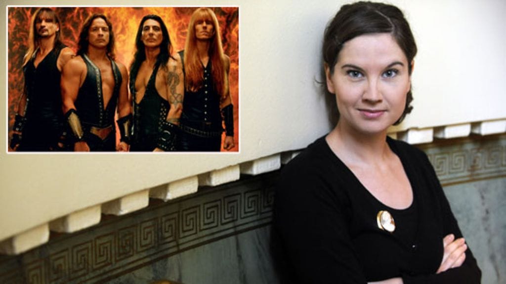 Kansanedustaja suivaantui Manowarista ja pilkkaa heavyfaneja. Kuvat: Lehtikuva ja Provinssirock.