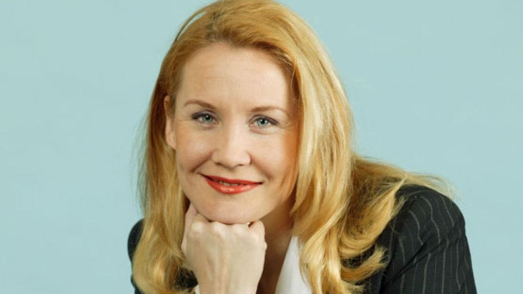 Ex-kansanedustaja Marjukka Karttunen teloi jalkansa. (Kuva: Lehtikuva)