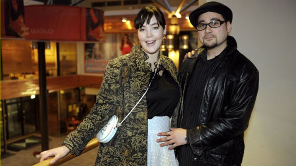 Ninja Sarasalo ja Yoshiki ennen vauvan syntymää. (Kuva: Lehtikuva)