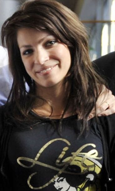 Näyttelijä Jenni Banerjee. (Kuva: Kimmo Mäntylä/Lehtikuva)