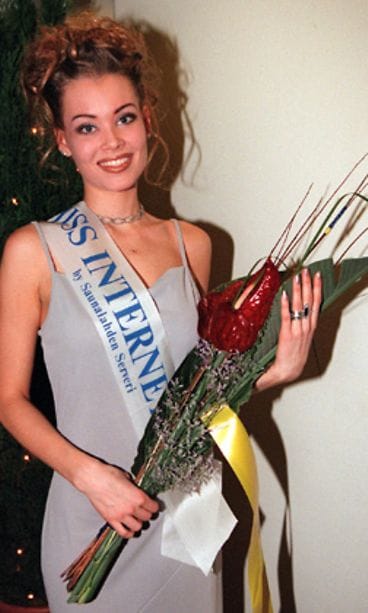 Saija Palin, vuoden 1998 Miss Internet. Kuva: Kimmo Mäntylä / Lehtikuva / rp.