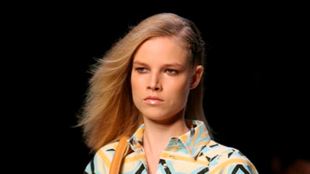 Suvi Koponen Milanossa. (Kuva: EPA/DANIEL DAL ZENNARO)