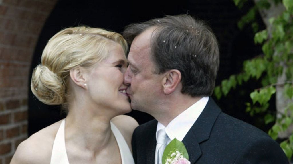 Merikukka Forsius ja Hjallis Harkimo menivät naimisiin vuonna 2004. (Kuva: Ville Myllynen/Lehtikuva)