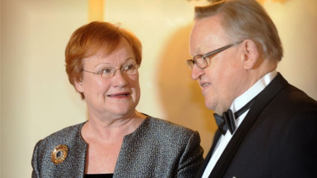 Tarja Halonen ja Martti Ahtisaari (Kuva: Martti Kainulainen/lehtikuva)