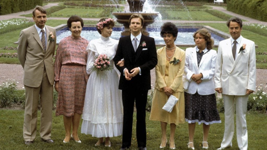 Assi Koiviston ja Jari Komulaisen häät Kultarannassa 1982 (Lehtikuva)