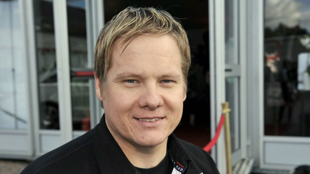 F1-veneilijä Sami Seliö rakennuttaa kolme luksushuvilaa.