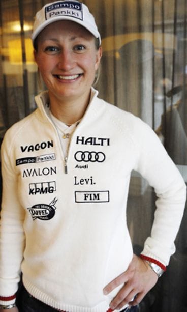 Tanja Poutiainen näytti sutjakkaammalta kuin aiemmin lokakuun alussa. (Kuva: Lehtikuva)