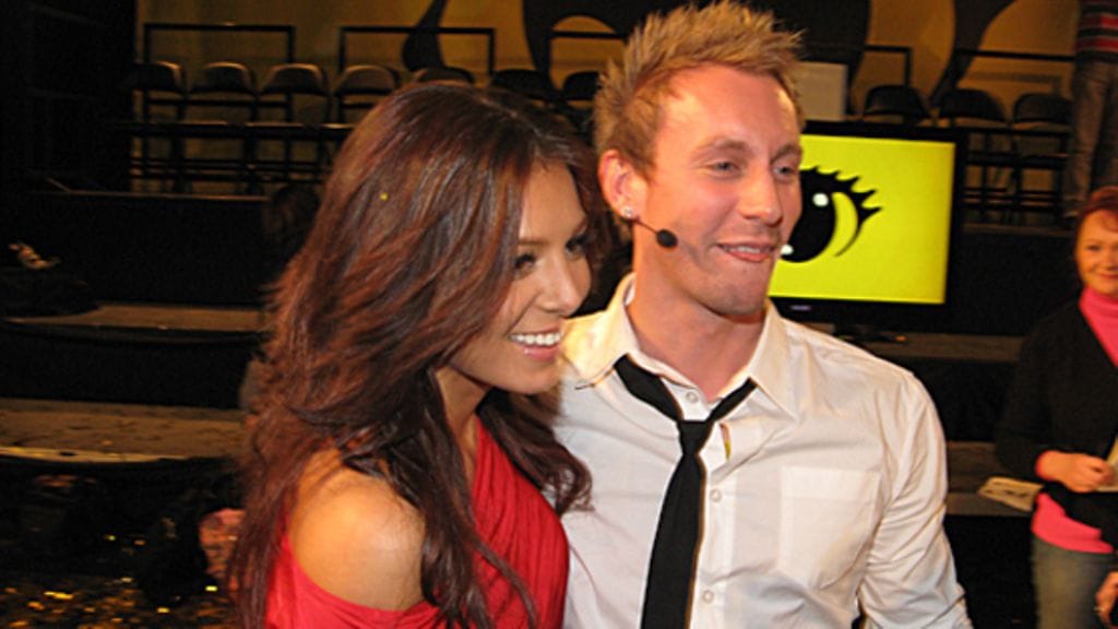 Big Brother 2010 -voittaja Niko Nousiainen yhdessä kihlattunsa Sofia Ruusilan kanssa.