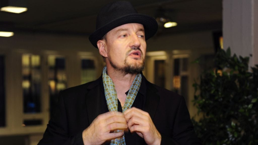 Elokuvaohjaaja Olli Saarela on onnistunut lyhentämään ulosottovelkaansa.