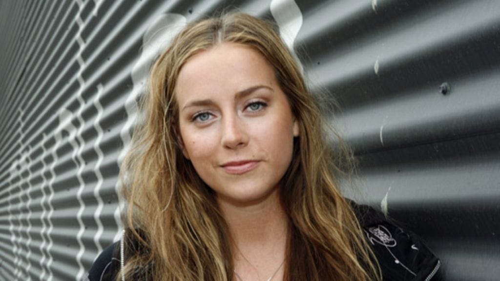 Iina Kuustonen on mukana Putouksessa.