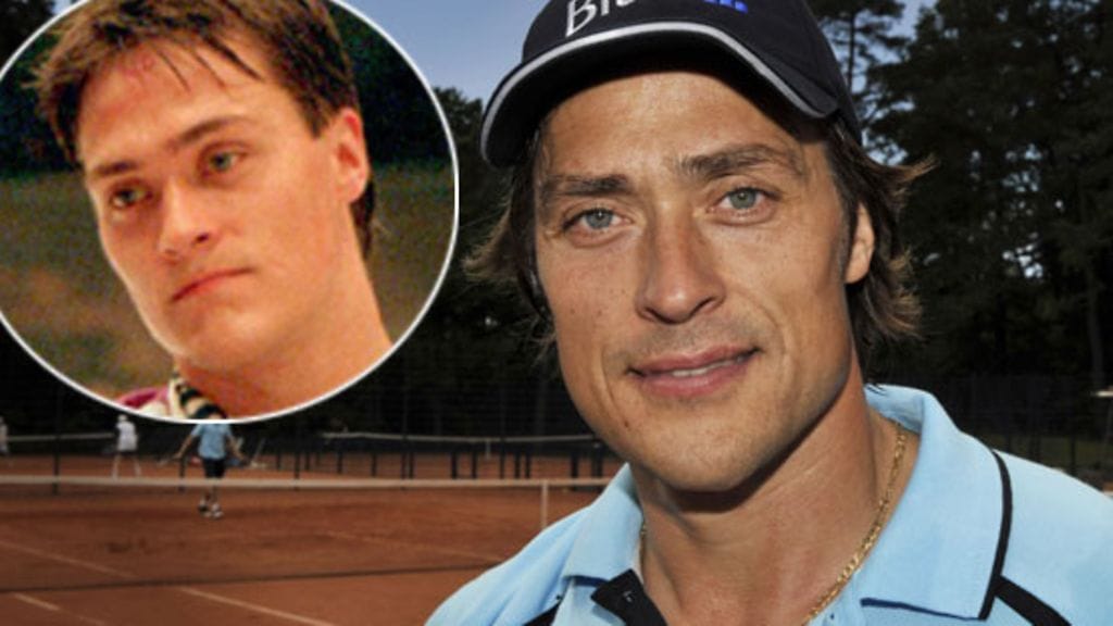 Teemu Selänne on komistunut siloposkisesta miehestä miehiseksi mieheksi. (Kuva: Lehtikuva)
