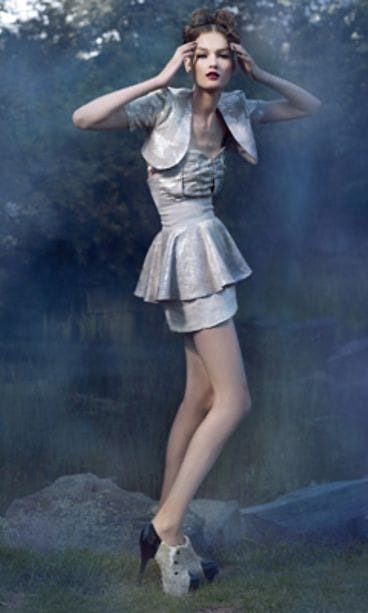 Tiia Vanhatapio Druidess SS-2011 mallisto (Kuva: Tiia Vanhatapio)