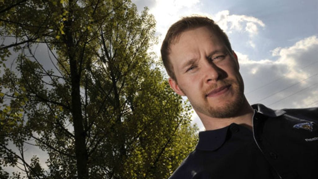 Jääkiekkoilija Janne Niinimaan kesä sujuu raskaissa merkeissä. (Kuva: Vesa Moilanen/Lehtikuva)