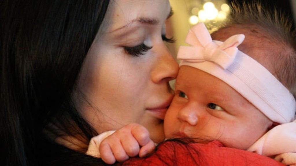 Martina & Esko: Vauvakuumetta - Martina Aitolehti ja Victoria. (Kuva: Sub)