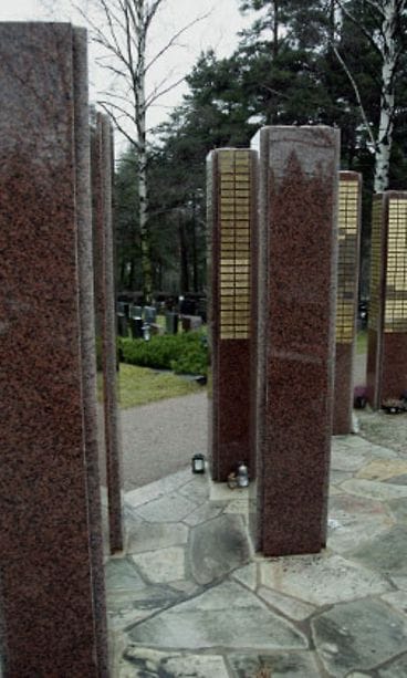Helsingin Hietaniemen hautausmaan uurnalehto (Kuva: Lehtikuva)