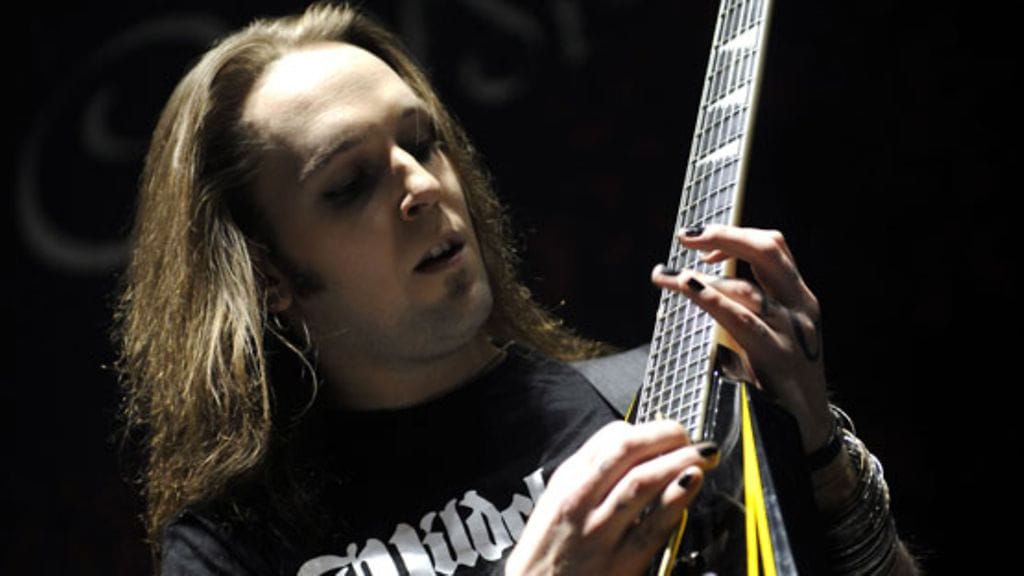 Alexi Laiho on metalliyhtye Children of Bodomin laulaja-kitaristi.