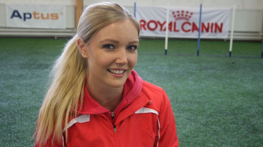 Essi Pöysti haluaisi muuttaa avoliittoon. (Kuva: MTV Oy)