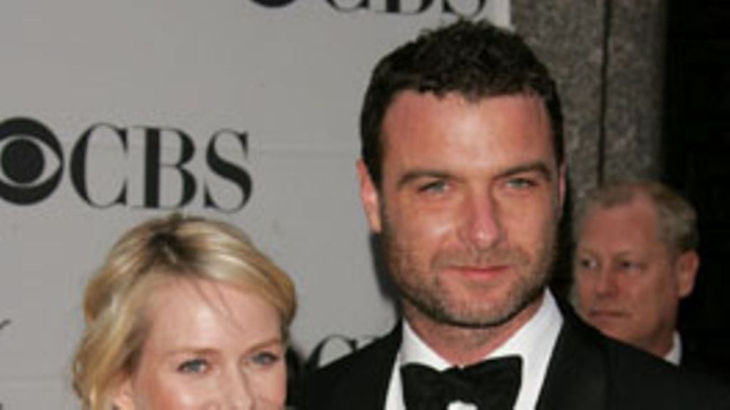Naomi Watts ja Liev Schreiber saivat keskiviikkona pojan (Kuva: Peter Kramer/Getty Images)