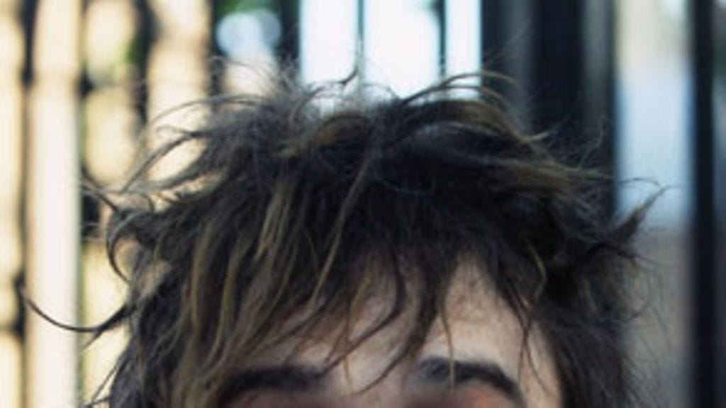 Pete Doherty riemuitsee vankilasta vapautumistaan