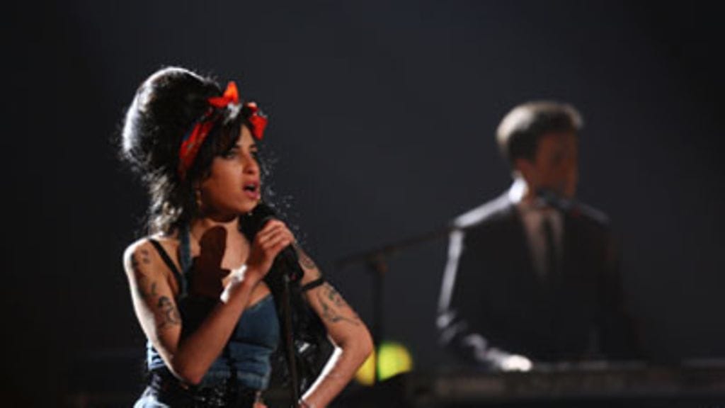 Amy Winehouse MTV Europe Awards 2007 -gaalassa. (Kuva: Sean Gallup/Getty Images)