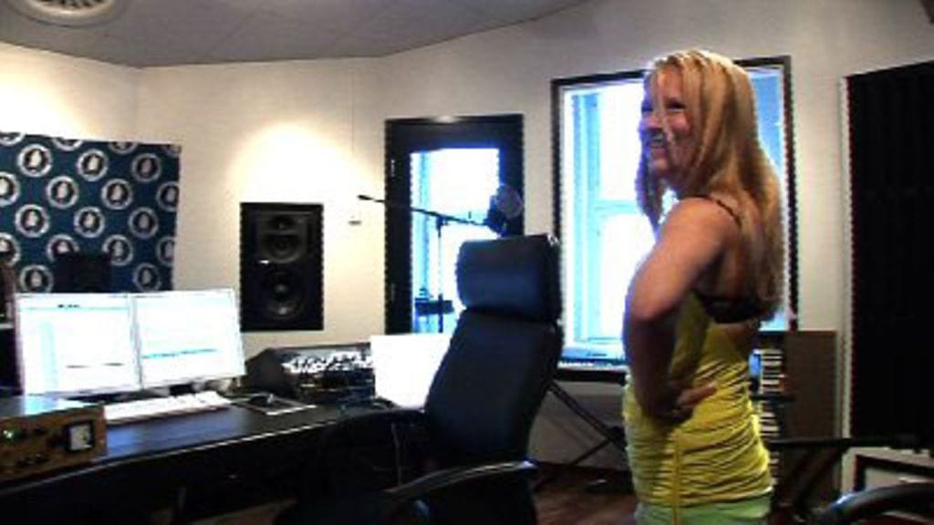 Mariko palasi studioon (Kuva: MTV3)
