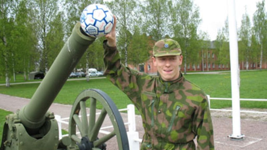 Mikael Forssell astui varusmiespalvelukseen