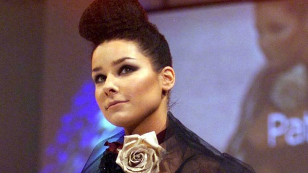 Karita Tuomola muotimessuilla keväällä 2001. (Kuva: Jussi Nukari/Lehtikuva)