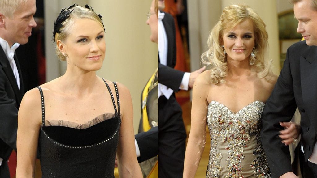 Minna Kauppi ja Satu Taiveaho käänsivät katseita Linnassa.