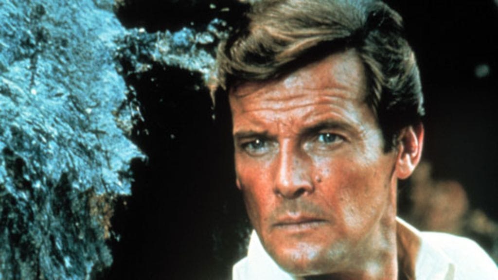 Roger Moore Bondina leffassa Kultainen ase. (Kuva: MTV3)