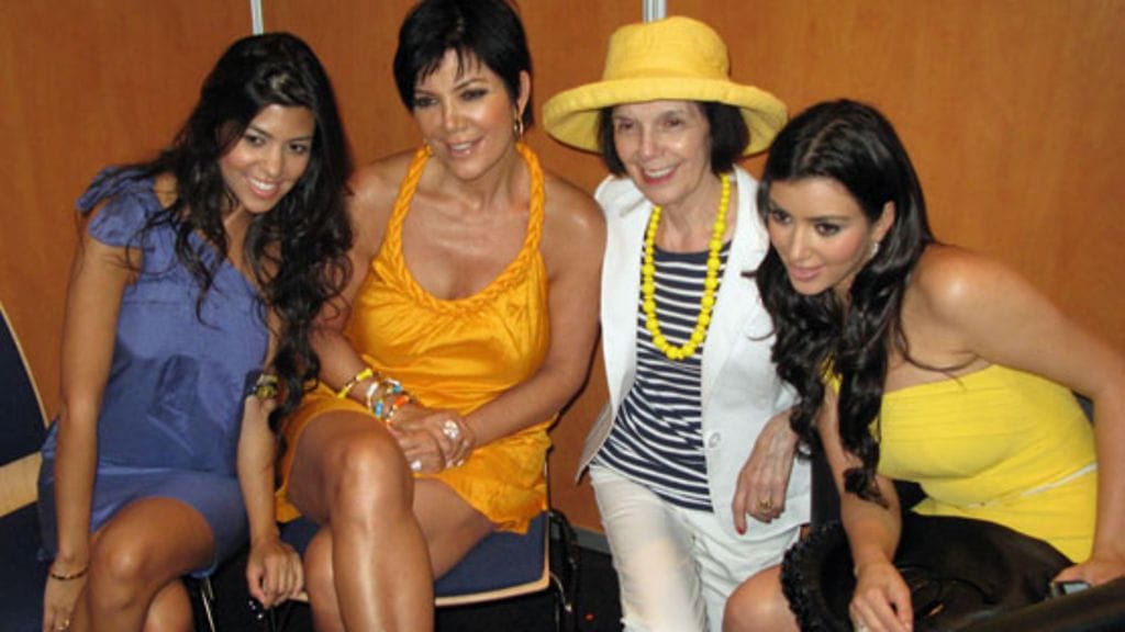 Kourtney, Kris, MJ ja Kim.