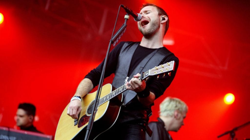 Ruotsalaisen Kent esiintyi Ankkarockissa 2. elokuuta 2008 Vantaan Korsossa. Kuvassa laulaja Joakim Berg. (Lehtikuva)