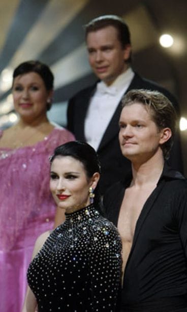 Maria Lund, Mikko Ahti, Satu Markkanen ja Antti Kaikkonen Tanssii tähtien kanssa -ohjelmassa maaliskuussa 2008.