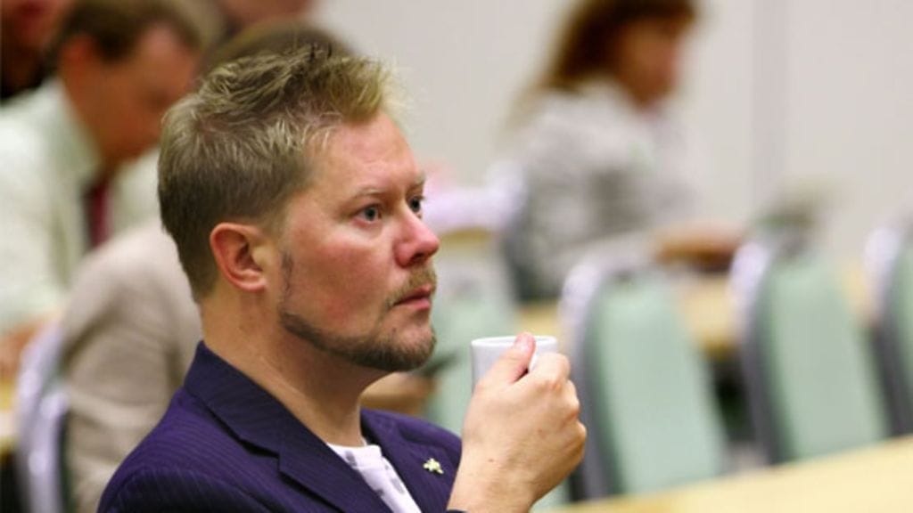 Kansanedustaja Pertti Salovaara. (Kuva: Roni Rekomaa/Lehtikuva)