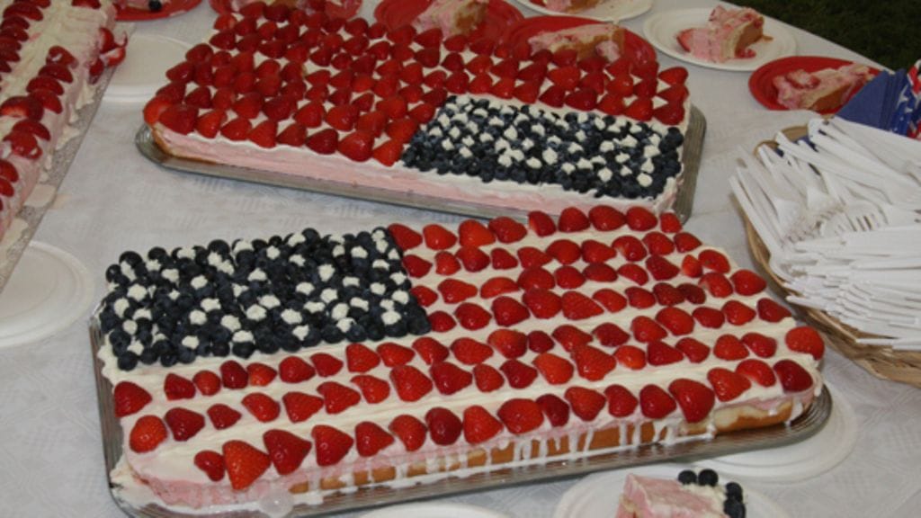 Yhdysvaltain Helsingin suurlähetystön itsenäisyyspäiväjuhlat Helsingissä 17. kesäkuuta 2009. Juhlia isännöi lähetystöneuvos Michael Butler. (kuva: MTV3)