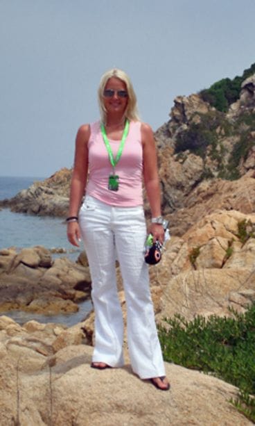 Anette Sardiniassa.
