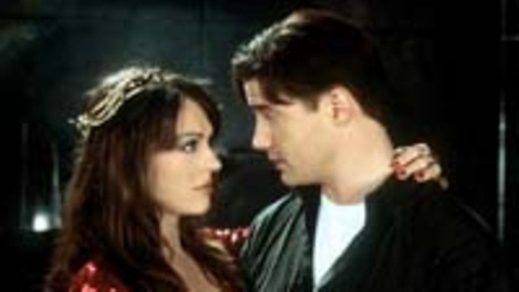 Elizabet Hurley, Bedazzled