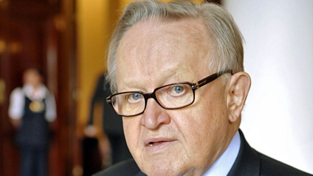 Lehtitiedon mukaan Martti Ahtisaari olisi lunastunut asumansa luksushuoneiston itselleen. (Kuva: Kimmo Mäntylä/Lehtikuva)