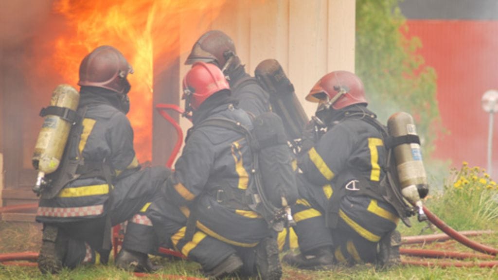 Tämä ei varmasti ole toivottu näky kenenkään pihamaalle.