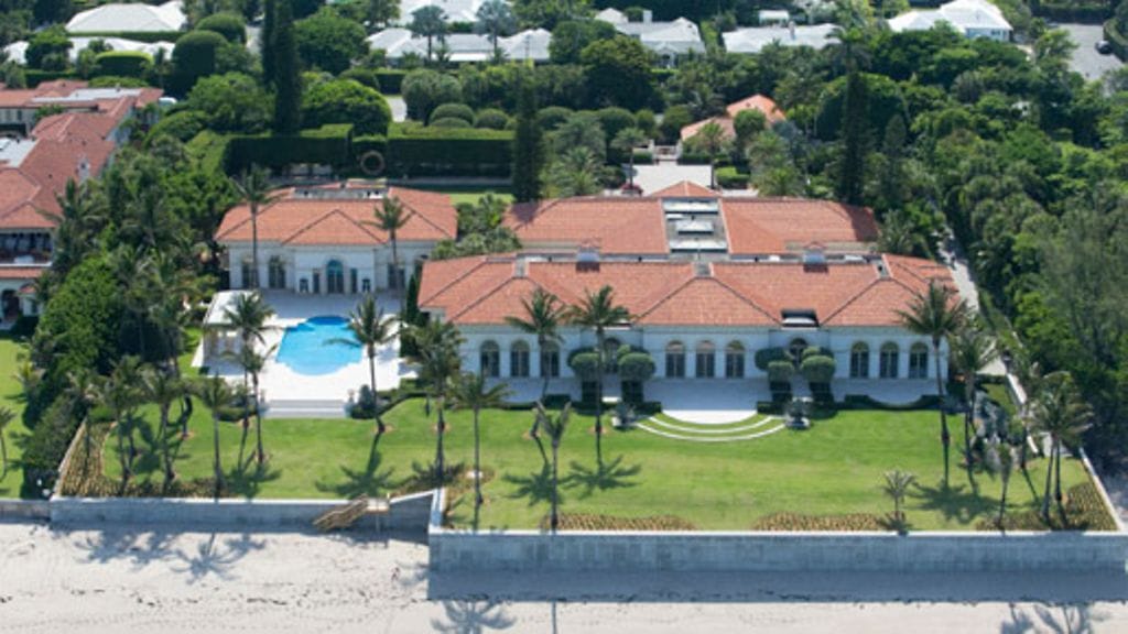 Howard Stern on yksi America's Got Talent -ohjelman tuomareista.