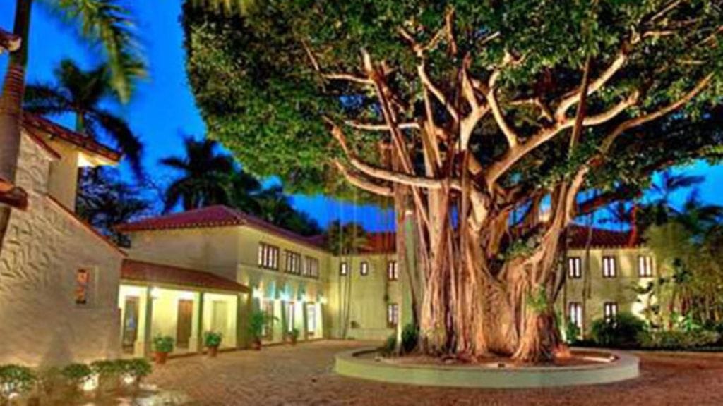 Rosie O'Donnellin talk show Oprah Winfreyn tv-kanavalla lakkautettiin viime vuonna.