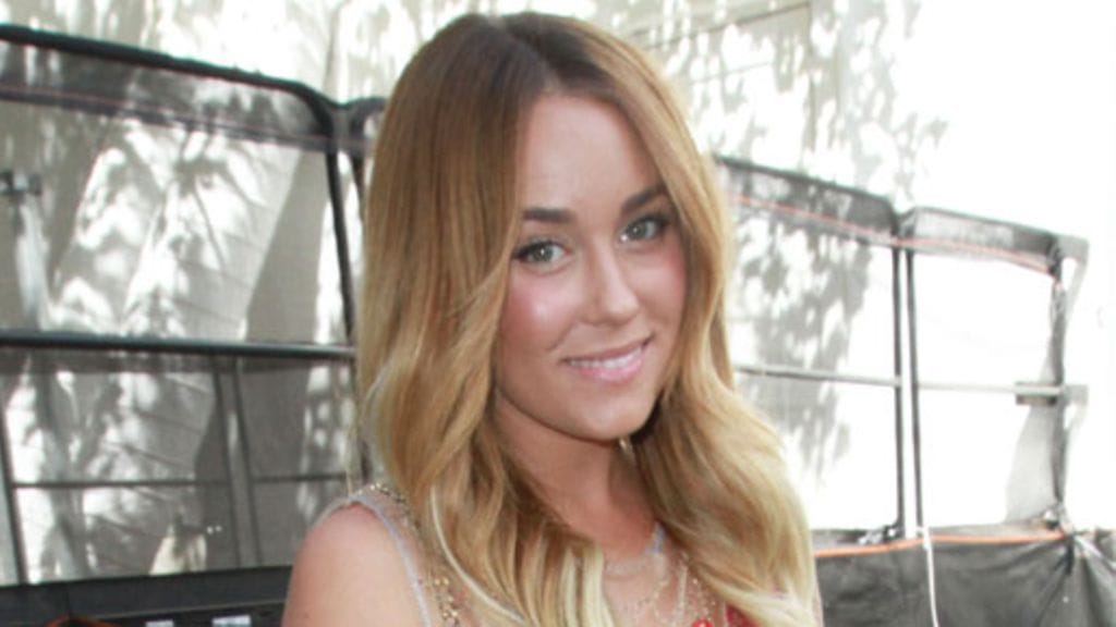 Lauren Conradin uudessa talossa on upea piha.